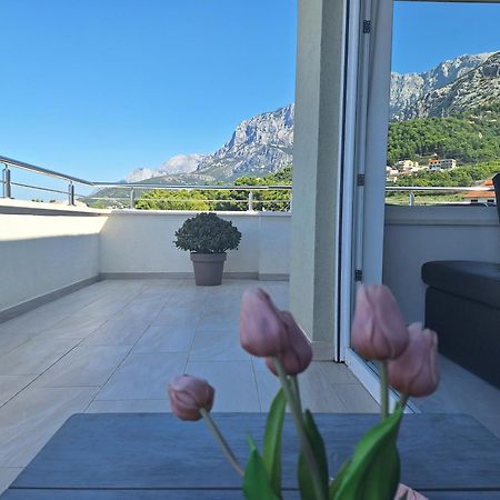 Apartment Anny De Luxe With Sea View Makarska Exterior photo