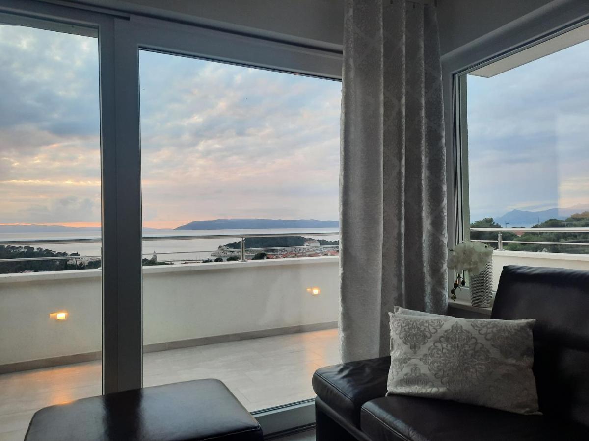Apartment Anny De Luxe With Sea View Makarska Exterior photo
