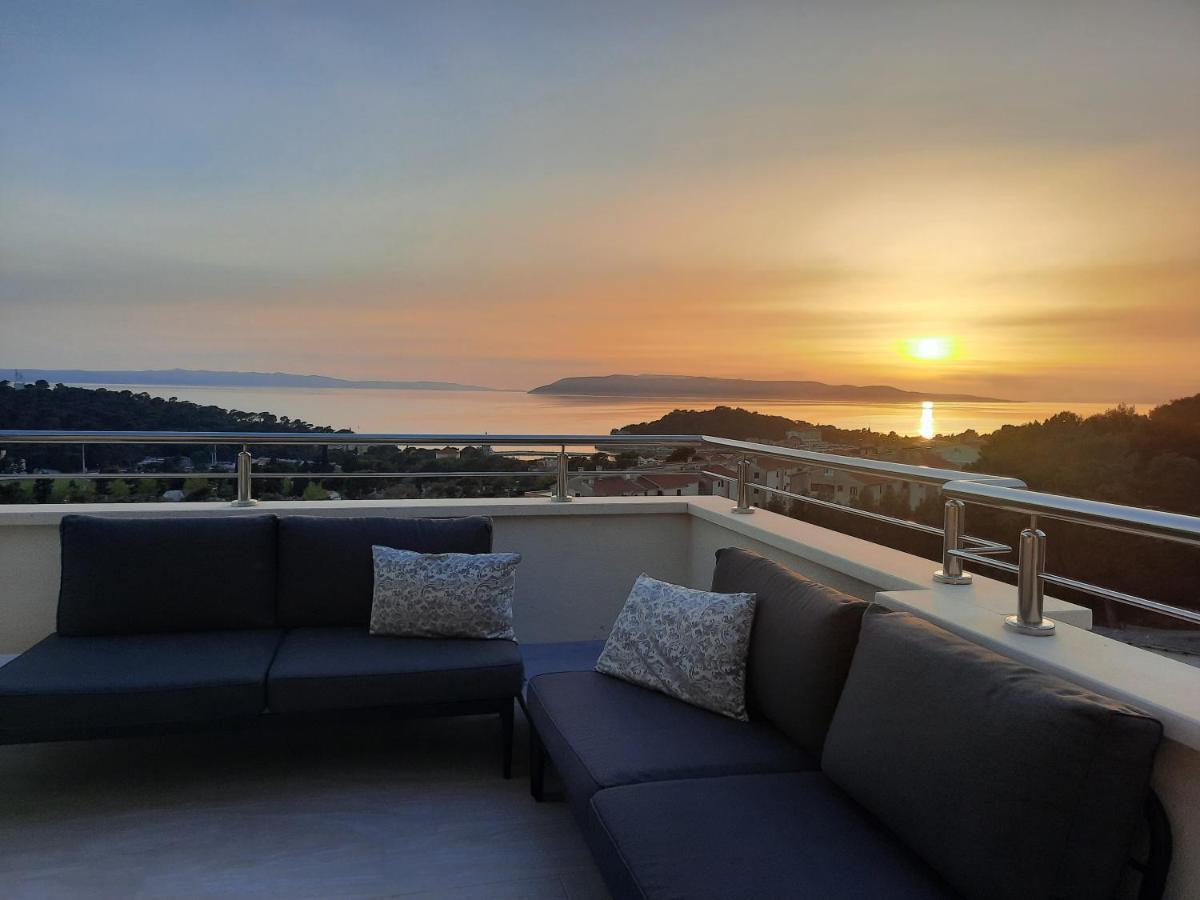 Apartment Anny De Luxe With Sea View Makarska Exterior photo