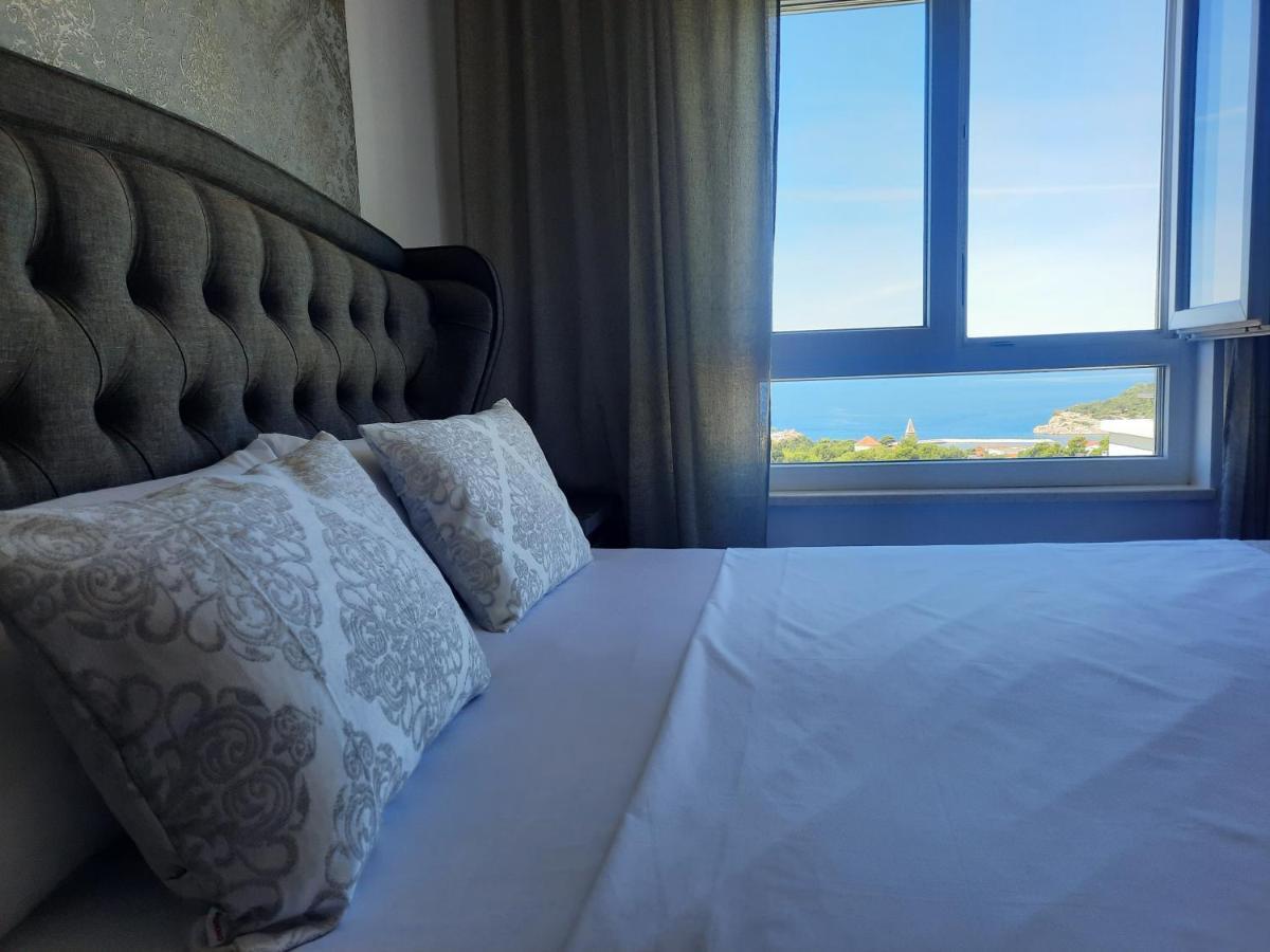 Apartment Anny De Luxe With Sea View Makarska Exterior photo