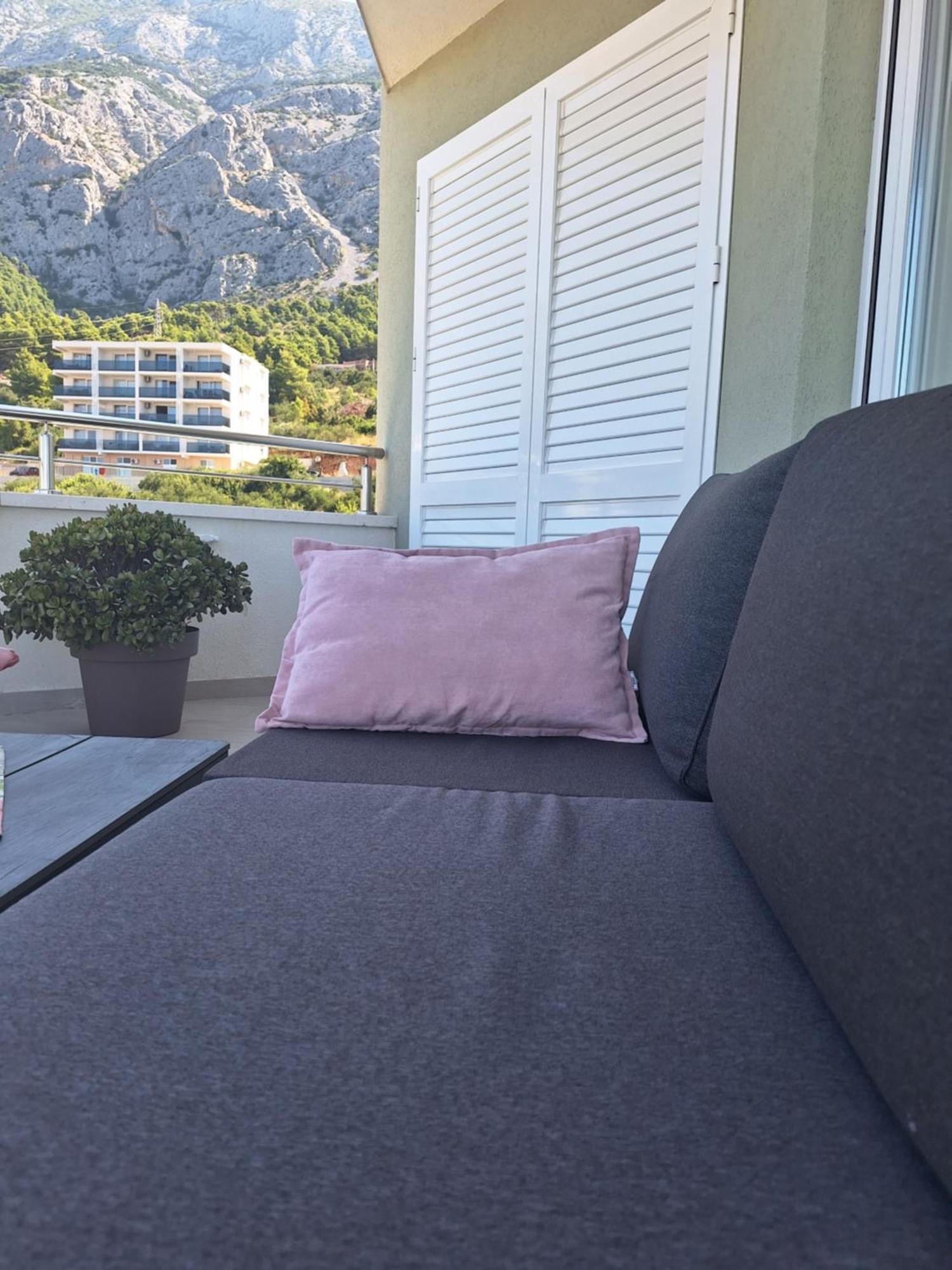 Apartment Anny De Luxe With Sea View Makarska Exterior photo